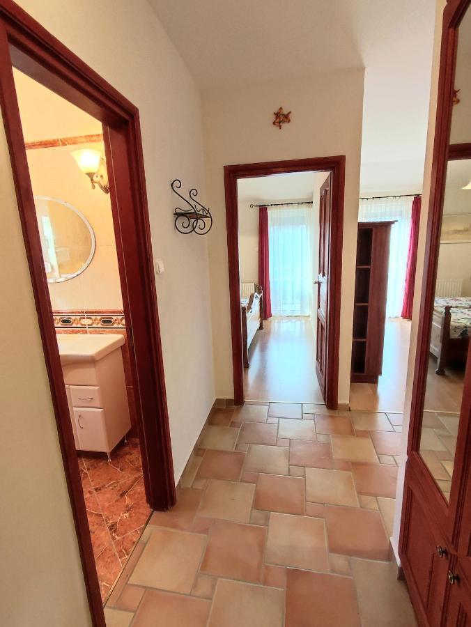 Arnyas Apartmanhaz Balatonlelle Exterior foto