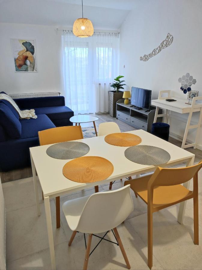 Arnyas Apartmanhaz Balatonlelle Exterior foto